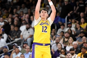 拉拉维亚：我最近只是碰巧得分多 在里夫斯东契奇身边打球太简单