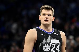 亨德里克斯：凯斯勒是我们防守体系重要部分 我要承担更多护筐