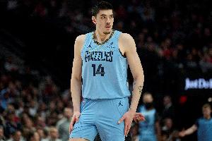 灰熊官方：球队将扎克-埃迪与GG-杰克逊下放至G联盟 训练后召回