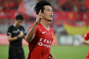 明年将迎中超处子赛季！21岁重庆铜梁龙队长向余望确认留队