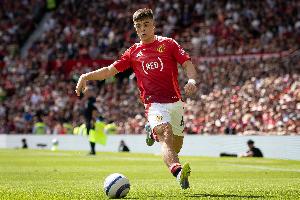 英媒：谢周三与曼联商讨左后卫阿马斯未来，原合同含冬窗解约条款