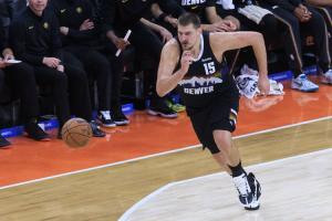 MVP榜：约基奇轰55+12+6重回榜首 SGA第2 申京第9 KD里夫斯获提名