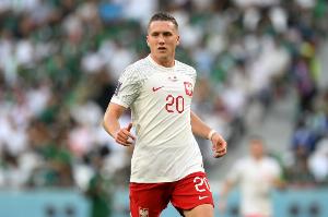 泽林斯基：运气帮助我打进制胜球，为了避免黄牌我没有太多对抗