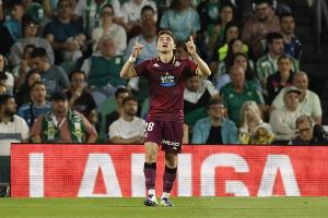 阿斯报：为应对帕斯可能离队，科莫有意巴拉多利德21岁小将楚基