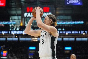 戏份增多！奥利尼克替补19分钟拿到10分5板3助2断 正负值+15