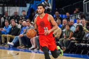 解说：卡马拉漏掉武切维奇补防科比·怀特 被绝杀是自食其果