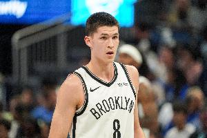 你知道NBA球员一个赛季通常要多少双球鞋吗？听听篮网众将的答案