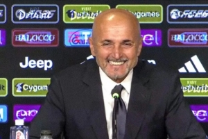 斯帕莱蒂：伊尔迪兹续约的事不由我决定；坚信意大利能进军世界杯