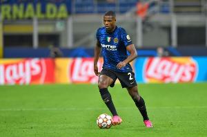 意媒：邓弗里斯脚踝伤情恢复未达预期，确定无法出战米兰德比