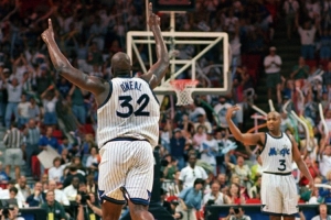 32年前的今天：二年级“幼鲨”奥尼尔砍下24分28板15帽超级三双