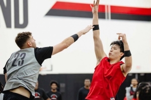 队记：克林根打首发不会对杨瀚森不利  他俩风格迥异但互相促进