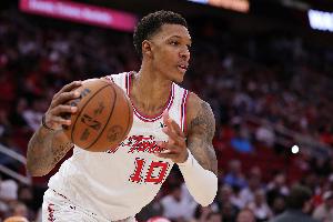 最后三分太晚了！小贾巴里20中7拿到21分11板4助 下半场19分