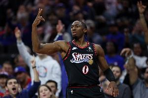 Shams：马克西打出了MVP级别 新秀赛季他曾拒绝被下放到G联盟