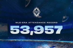 球市火爆！53957名球迷观战温哥华白浪vs洛杉矶，创主队MLS纪录