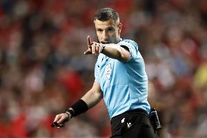 欧足联公布欧冠切尔西VS巴萨裁判组：斯洛文尼亚裁判温契奇主哨