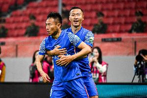 直播吧：38岁于汉超大概率不再与申花续约，并计划就此退役