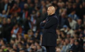 近11场8负！回声报：斯洛特帅位暂时安全 但不能再出现溃败的比赛