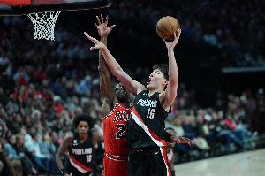 球队主持人：开拓者伤病满营 或许要依靠杨瀚森等年轻球员争胜