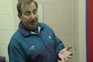 英格兰球队海运联前主帅罗利·霍华德逝世，曾执教33年创世界纪录