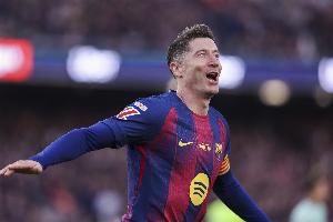 世体：巴萨状态复苏距榜首仅差一分，西甲三连胜摆脱糟糕十月