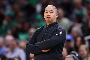 啥情况?媒体人：快船输球后没主教练采访 公关表示没任何客队记者