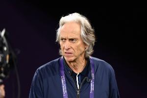 胜利主帅：C罗这个倒钩堪比对阵尤文那个，他对球队贡献从未停止