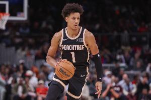 杰伦·约翰逊砍下至少350分150板100助 是历史最快拿到该数据前锋