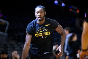 队记：库明加核磁结果正常&无结构性损伤 但他一直感觉膝盖酸痛