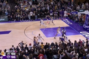 美记：斯马特若被判犯规乔治就得罚球 爵士错失了扳平比分的机会